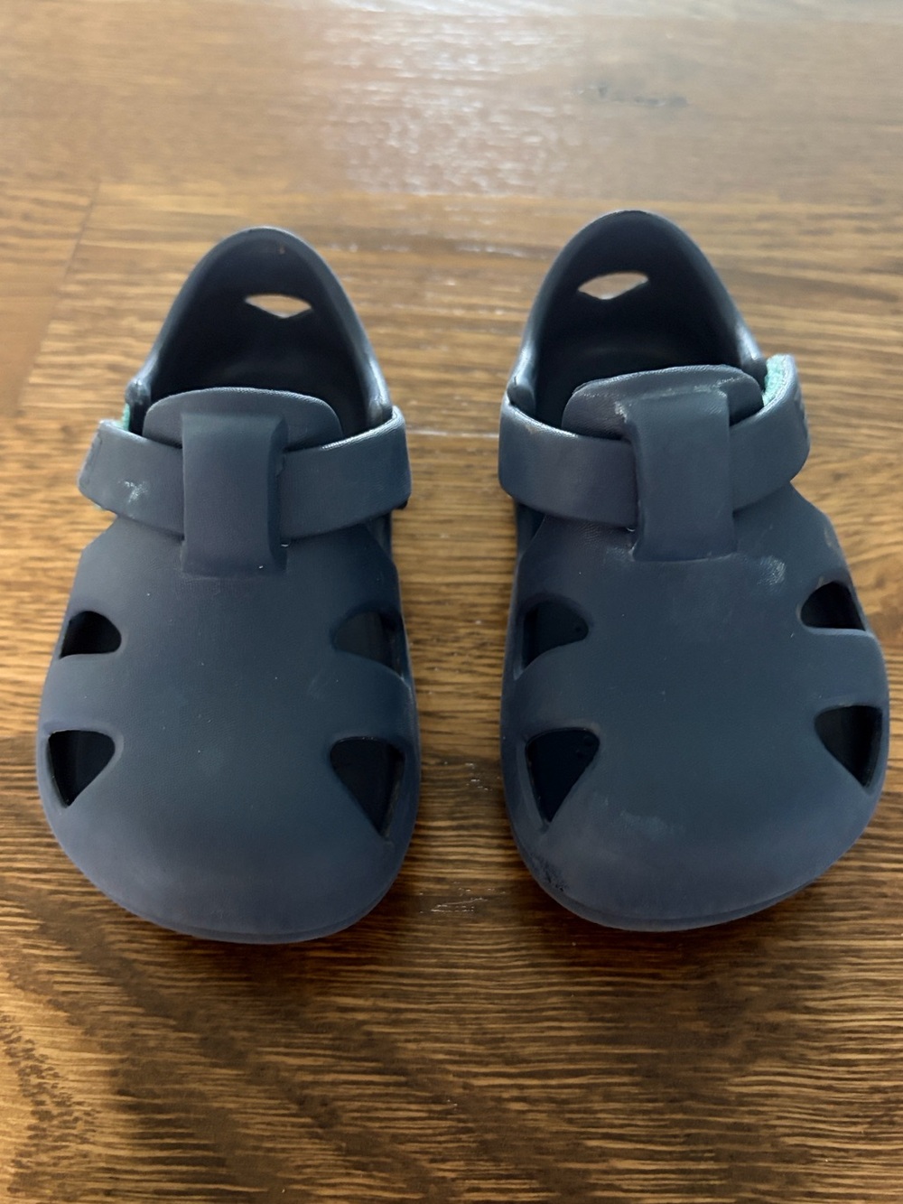 Ten Little Splash Sandals in Nautical Navy
